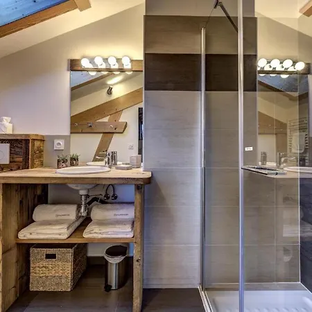 Luxury Chalet With Sauna, Hot Tub And Fireplace * שאמוני